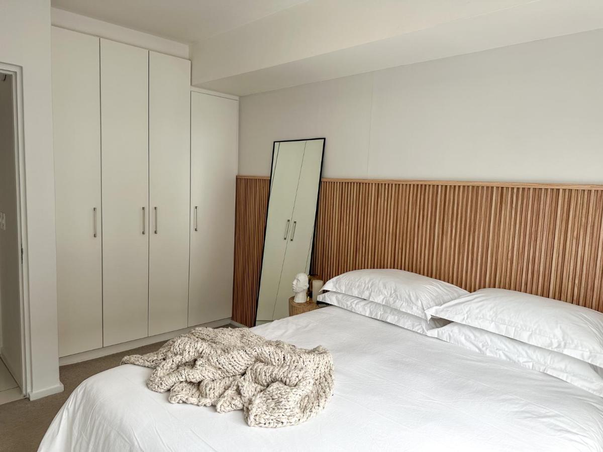 Luxury 1Br Green Point - Walk To Sea Point Promenade! Rooftop Pool, Secure Parking ケープタウン エクステリア 写真