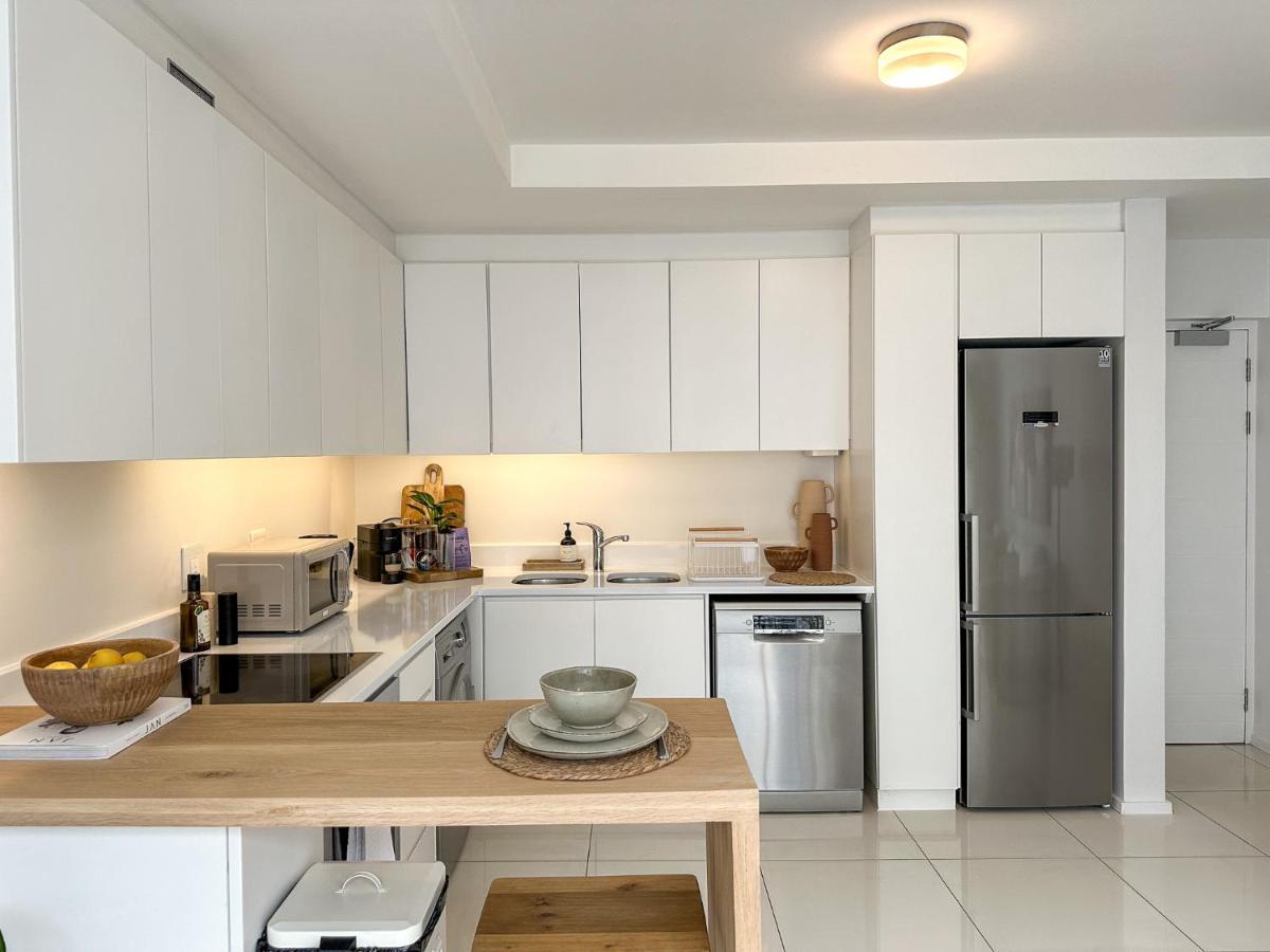 Luxury 1Br Green Point - Walk To Sea Point Promenade! Rooftop Pool, Secure Parking ケープタウン エクステリア 写真